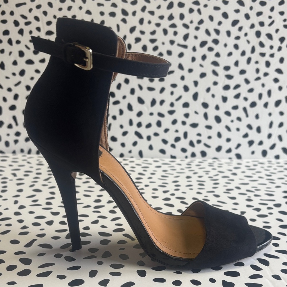 Zara Collection Black Suede Ankle Strap 4 inch Heel Sandal size 38 , size 7